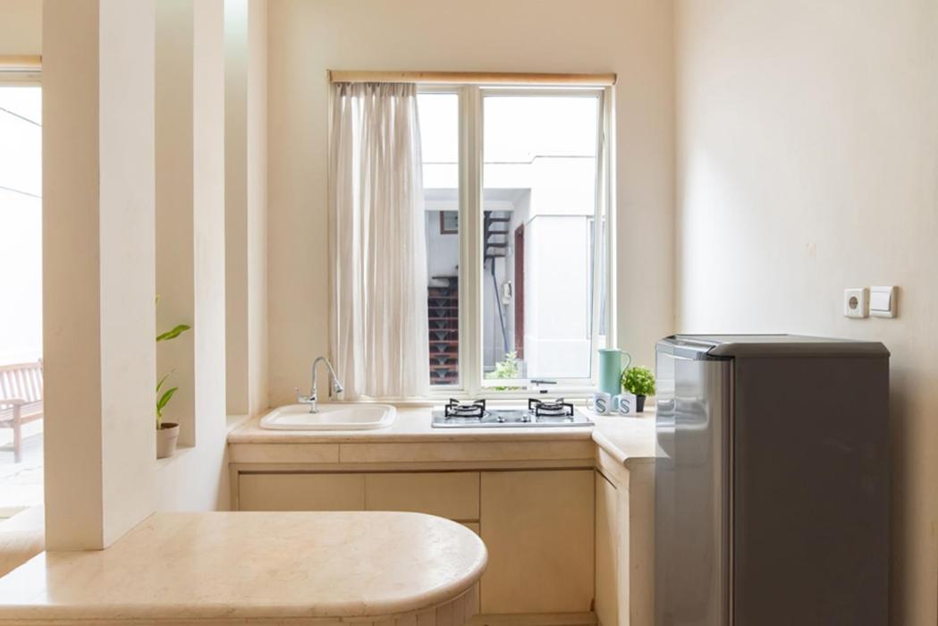 Twospaces Living At The Unit Residence Джакарта Екстериор снимка